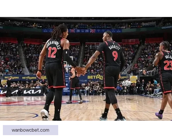 杜伦砍下31分9篮板活塞力克猛龙 巴雷特24分劳森13分难挽败局